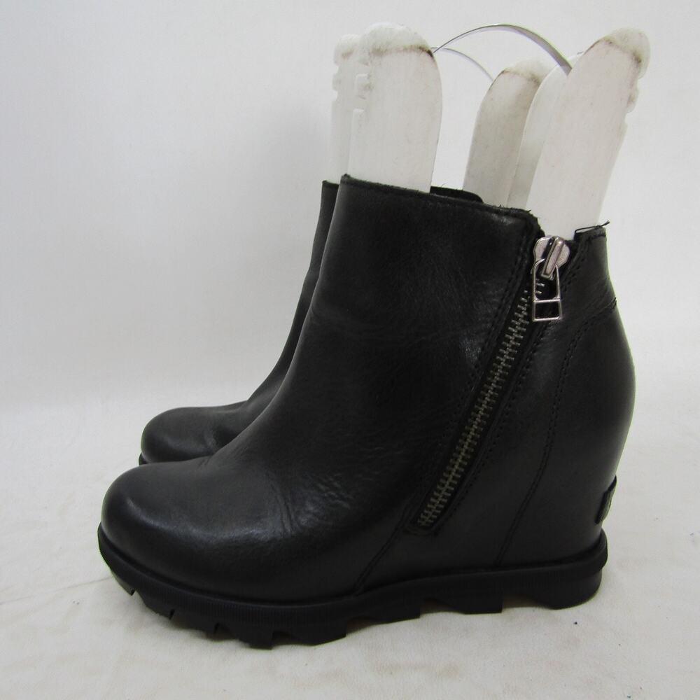 Sorel Womens Sz 6 M Black Leather Wedge Zip Ankle Fashion Boots Bootie